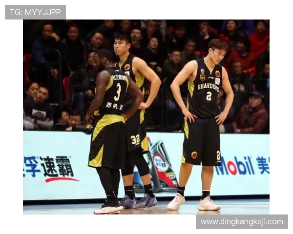 重庆篮球队阵地战体系解析与实战应用探讨